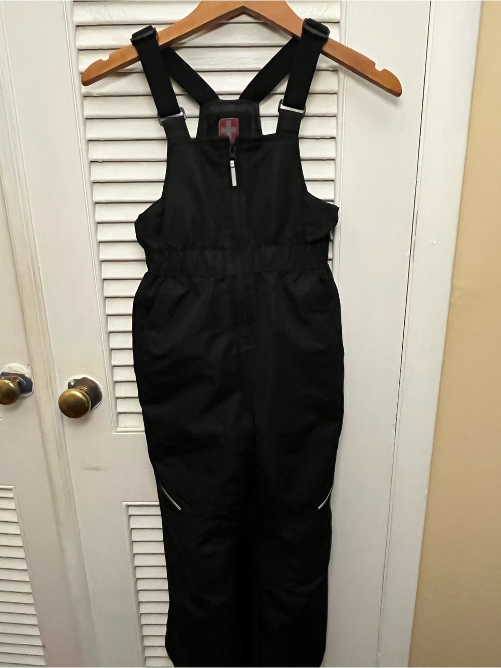 Swiss Tech Kids Water Repellent Snow Bibs adjustable straps front zipper. Size 8